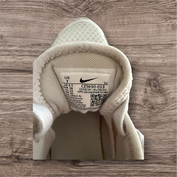 Nike Reposto Women's Running/Athletic Sneakers - White/White - Picture 4 of 5